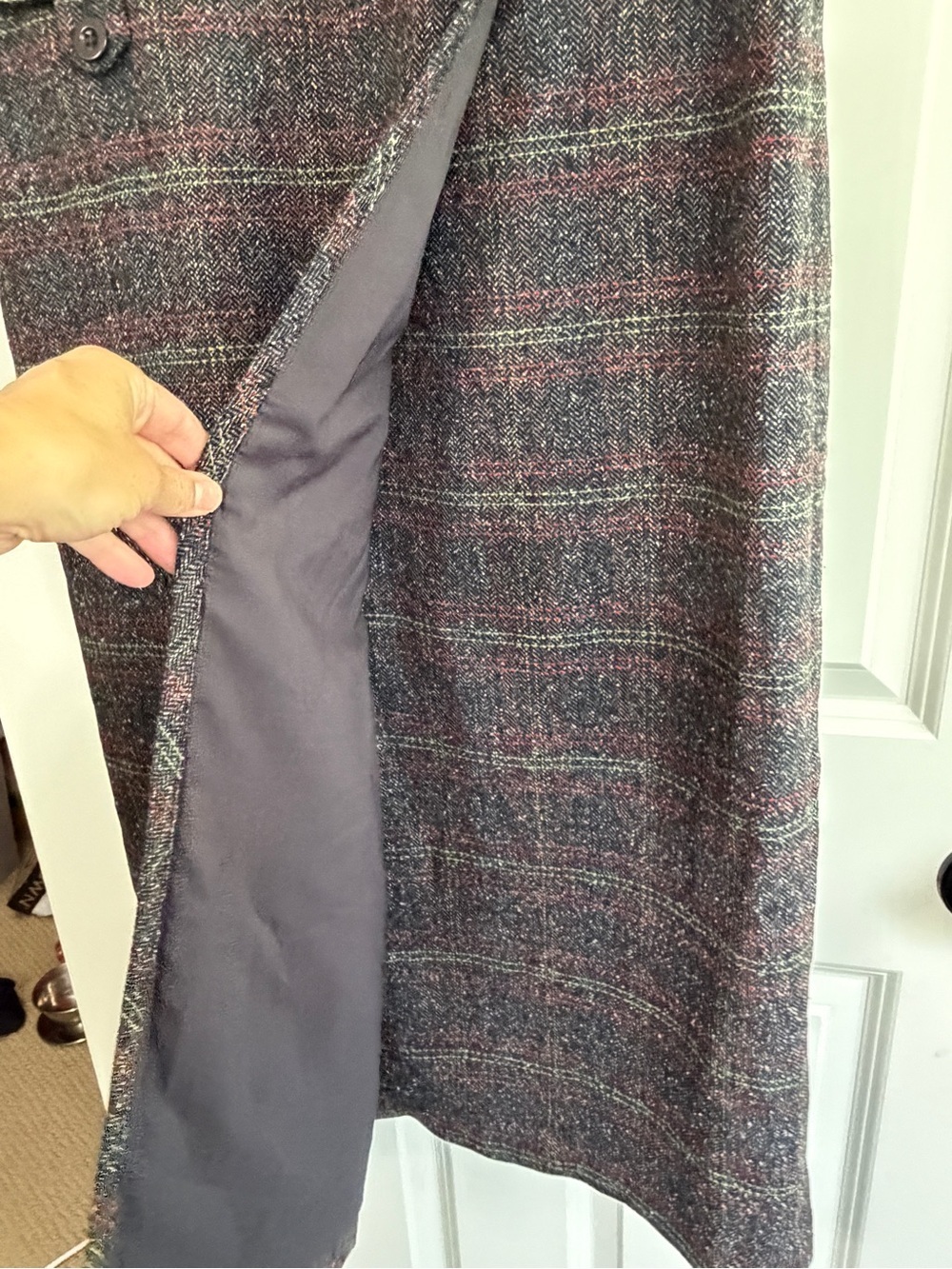Excellent condition vintage Liz Claiborne Gray Plaid Wool Jacket & Skirt size 12 - Picture 10 of 16